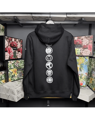 Sweater Hoodie Real Madrid - Marvel: Estilo e Conforto para Fãs de Futebol e Super-Heróis - Preto