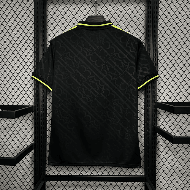 Camisola Real Madrid 2024/25: Edição Especial Black and Neon 2