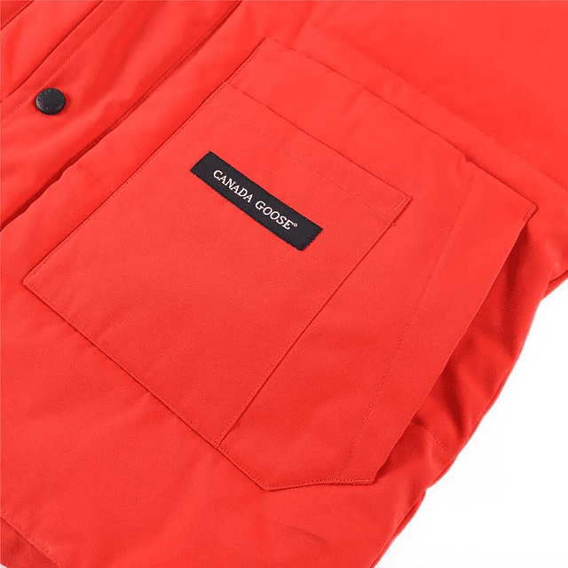 Colete CANADA GOOSE Red MIST: Sofisticação e Calor para Dias Frios 5