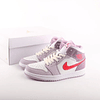 Ténis Feminino Nike AJ 1 Retro High: O Clássico Air Jordan com Estilo Feminino 21