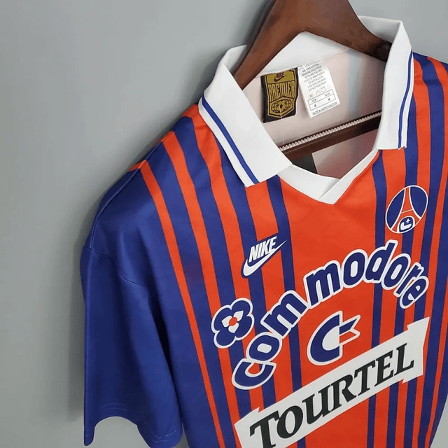 Maillot Rétro PSG 1993/1994 Domicile – L'histoire du football parisien 4