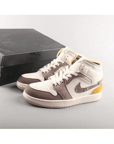 Jordan AJ 1 Retro High – O Clássico do Basquetebol - Bege - Castanho