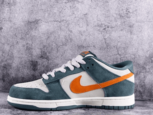 Nike Dunk SB Low Eire - 39 to 45