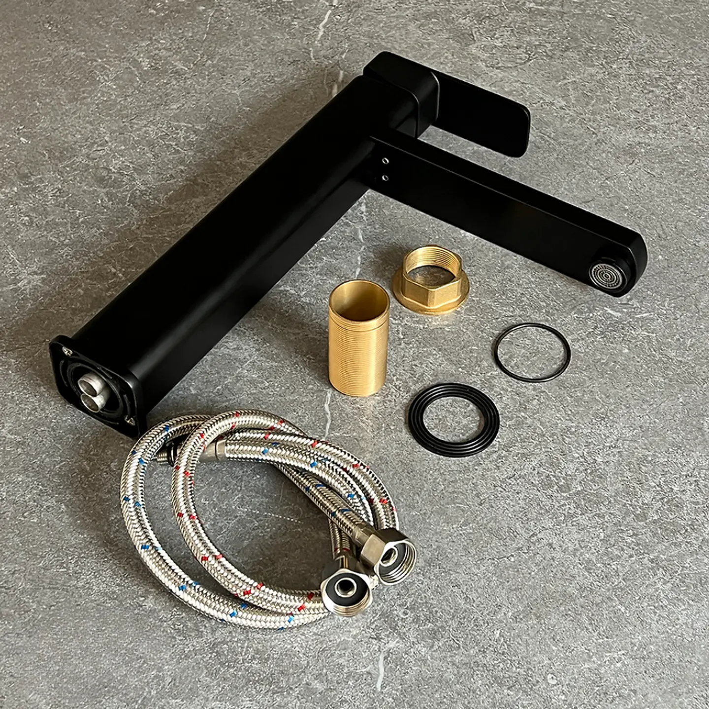 Mezcladora Alta para Lavatorio de Metal Negro Mate Moderna  6