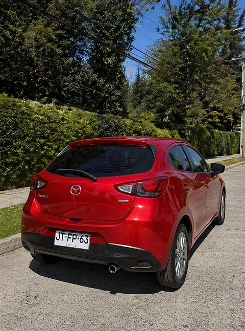 Mazda 2 automático 2018
