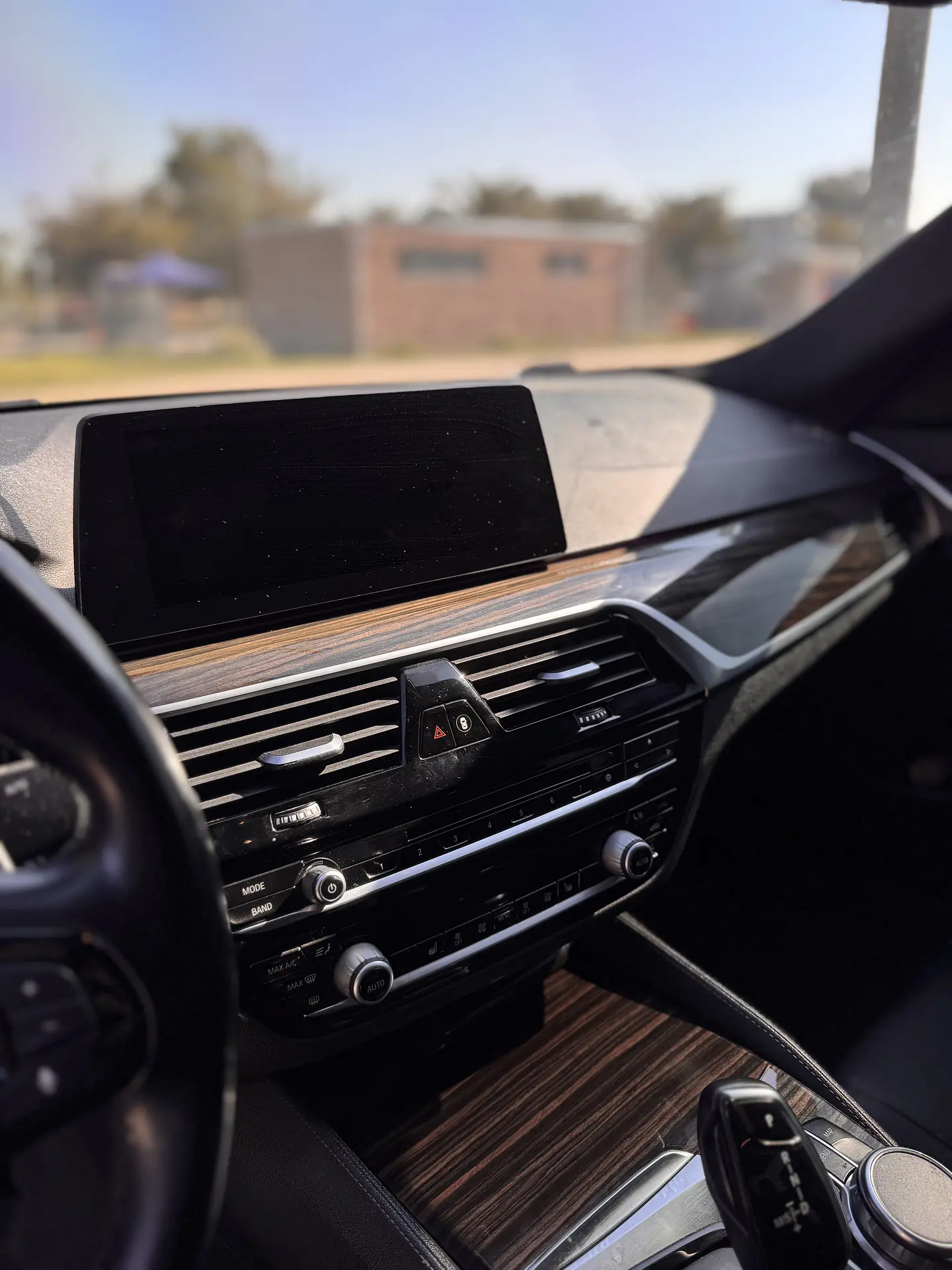 BMW 530i Luxury 2018 8