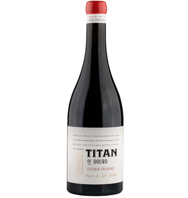 Titan Estágio em Barro Tinto