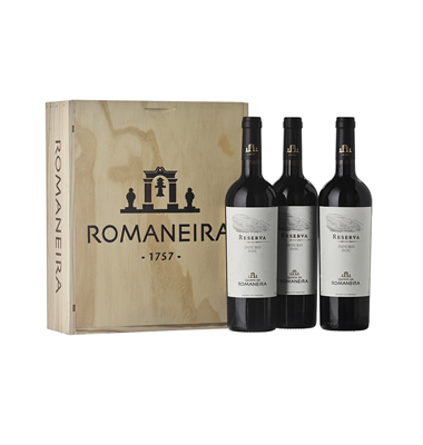 Qta. Romaneira Tinto Reserva caixa madeira 3 Garrafas