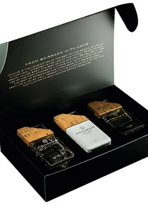 Pack de Gift Box Personalizada - 1 Adamus Organic Dry Gin personalizado 70cl, 2 copos Adamus e 2 bases para copos de cortiça