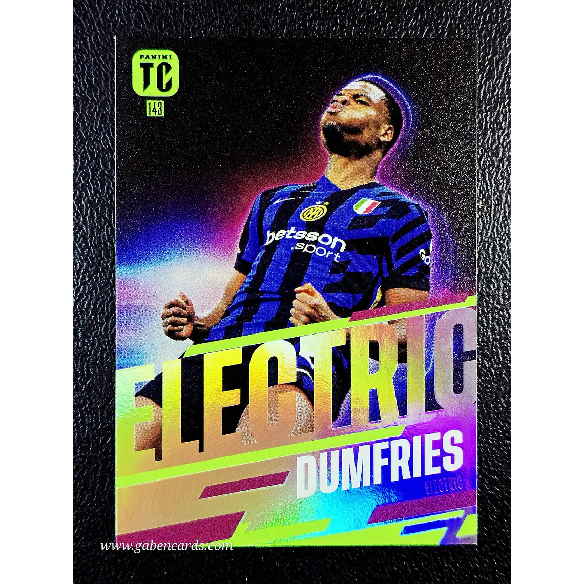 Denzel Dumfries 1