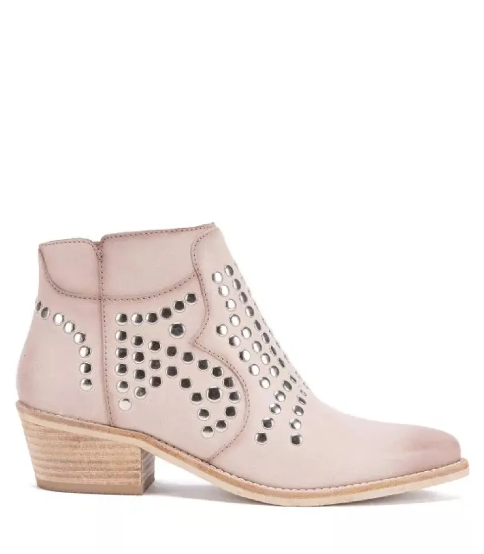 Bootie Sheyla Arena 1