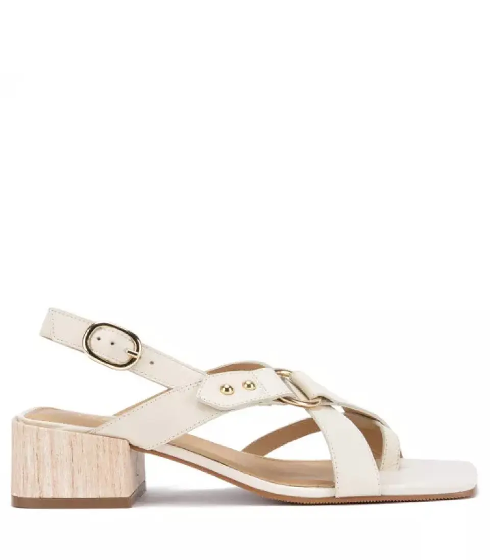 Sandalia Salmi Off White 1