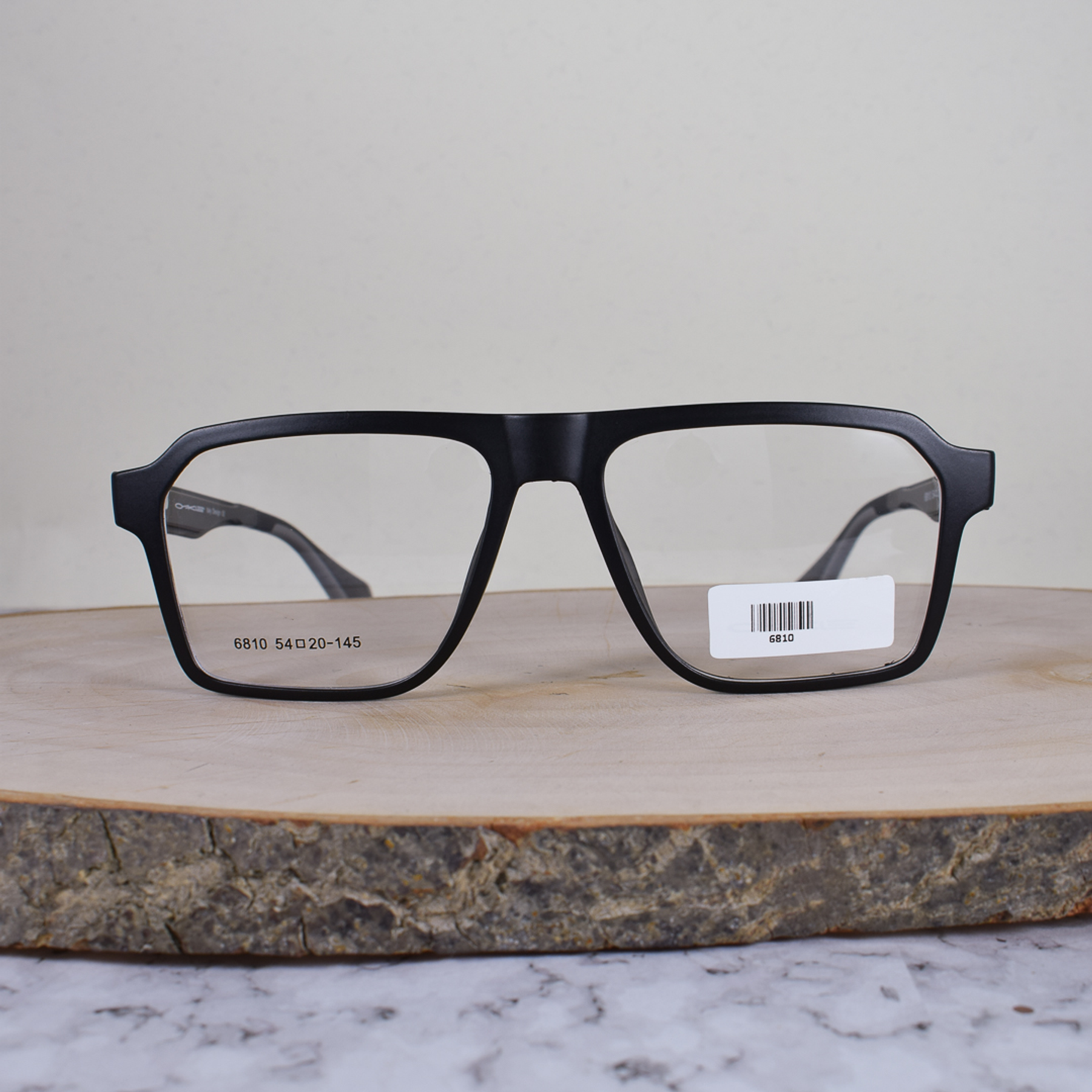 Oakle 6810 C1 TR90 Cuadrada Negro Mate Flex Brazo Negro Terminal Negro Gris