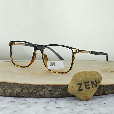 ZEN 81010 C3 TR90 Cuadrada Carey Brazo Flex Detalles Dorados 