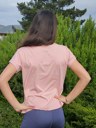 Polera Deportiva Manga Corta Niña Rosa Palo