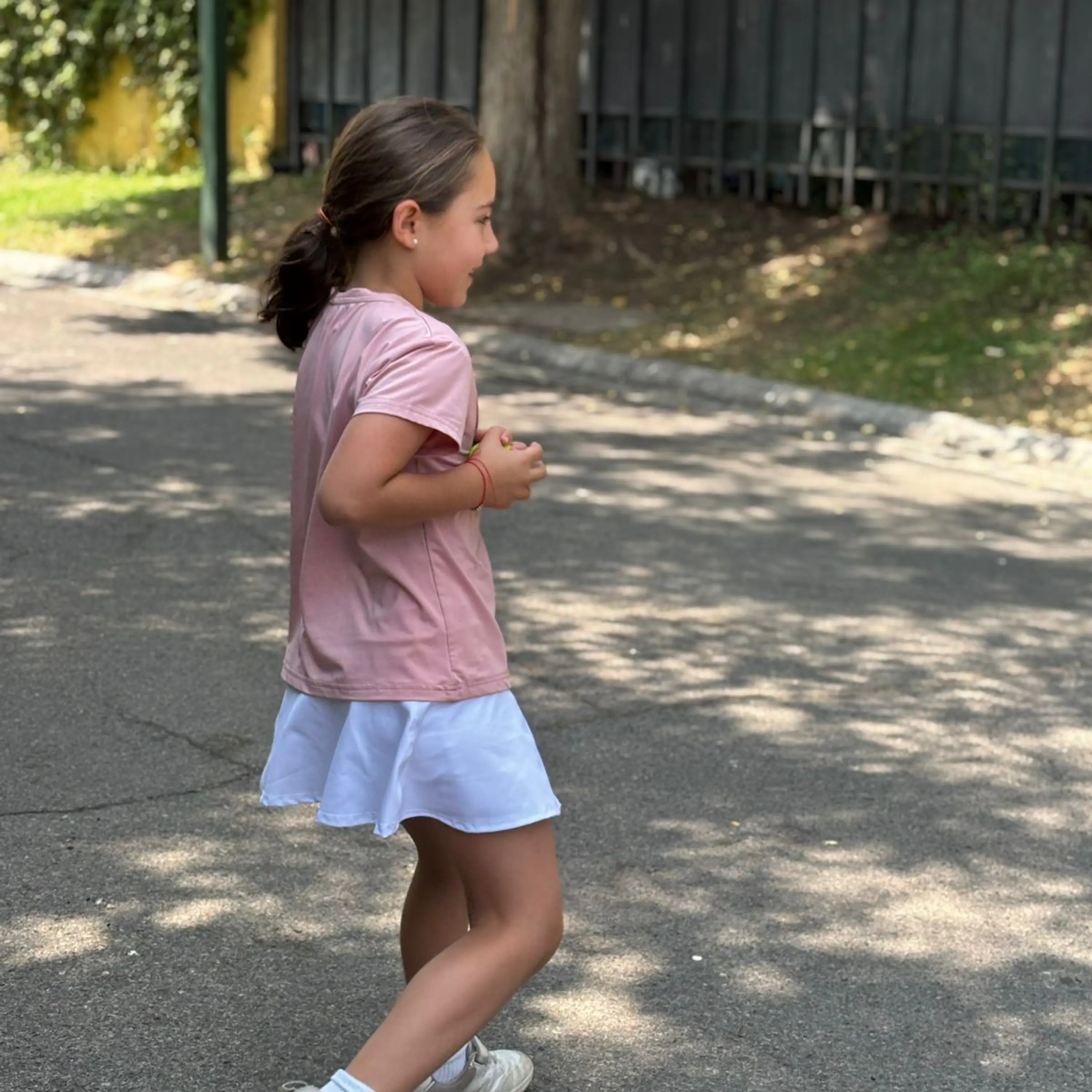 Falda Deportiva Niña Blanca 1