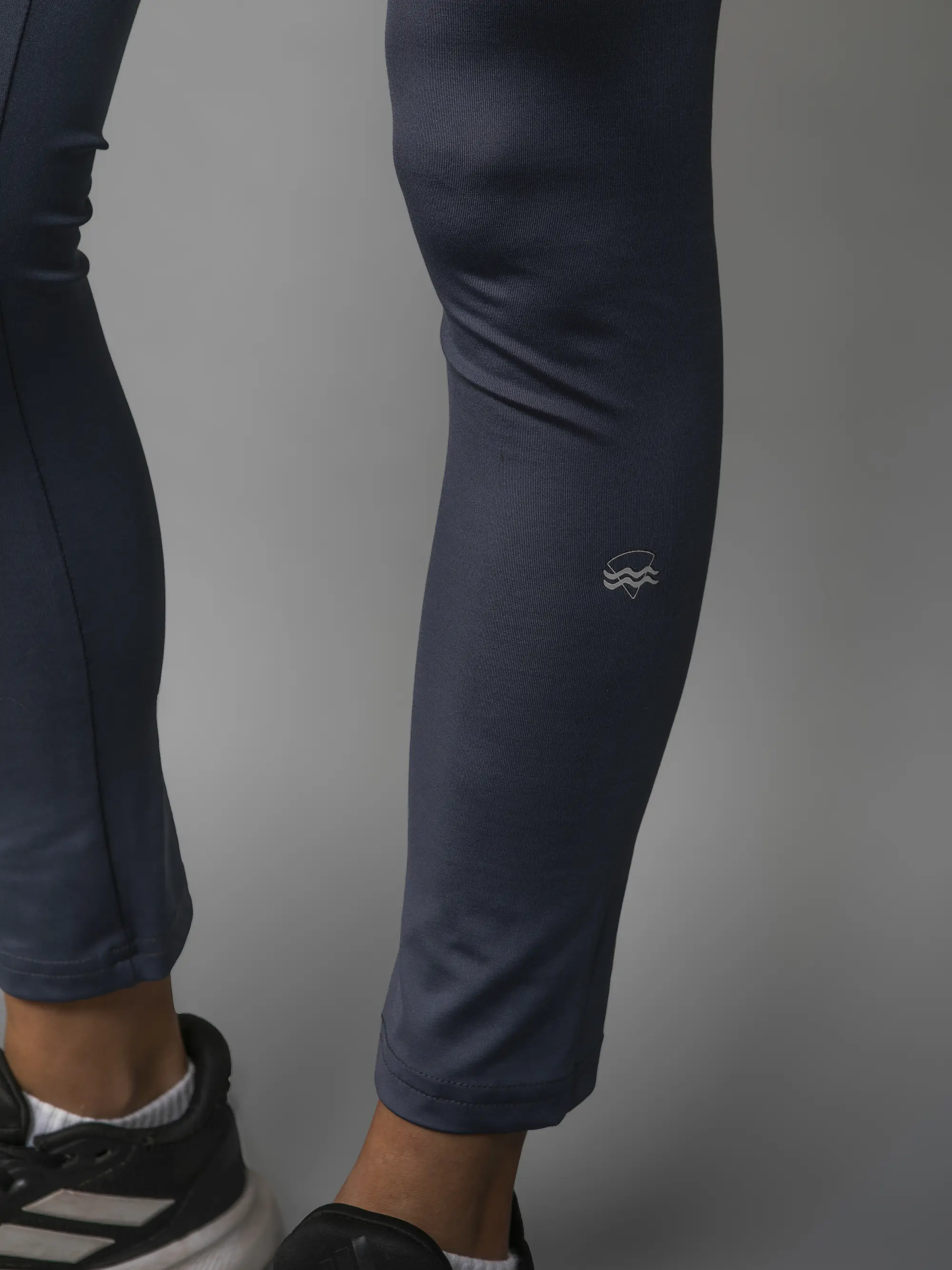 Calza Deportiva Niña Azul Piedra 2