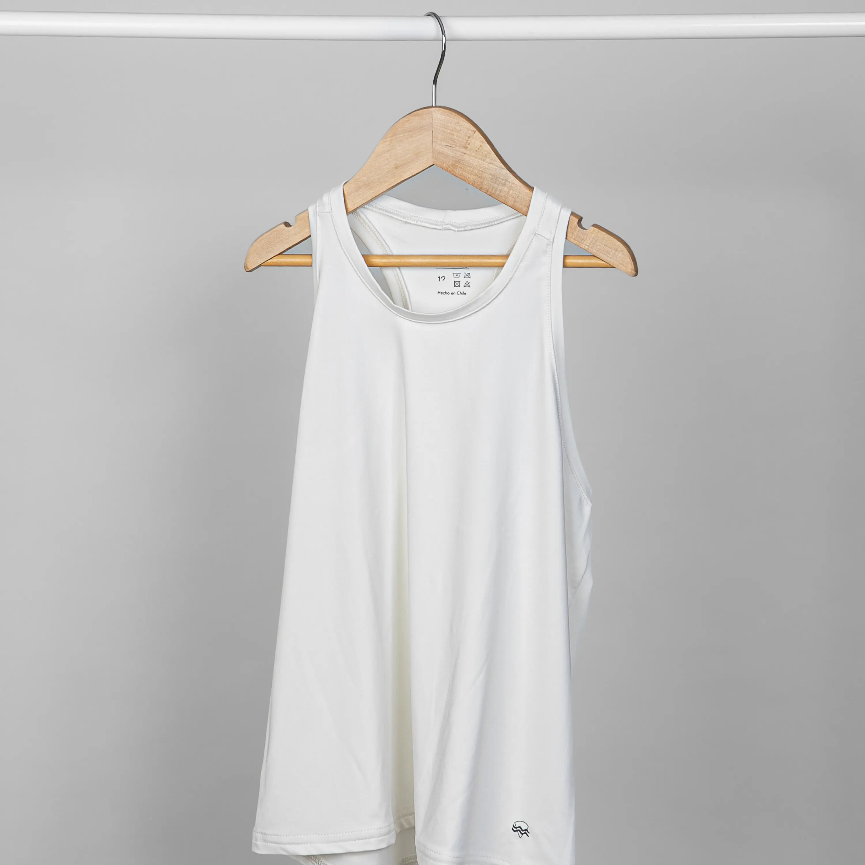 Polera Deportiva Sin Mangas Niña Crema 3