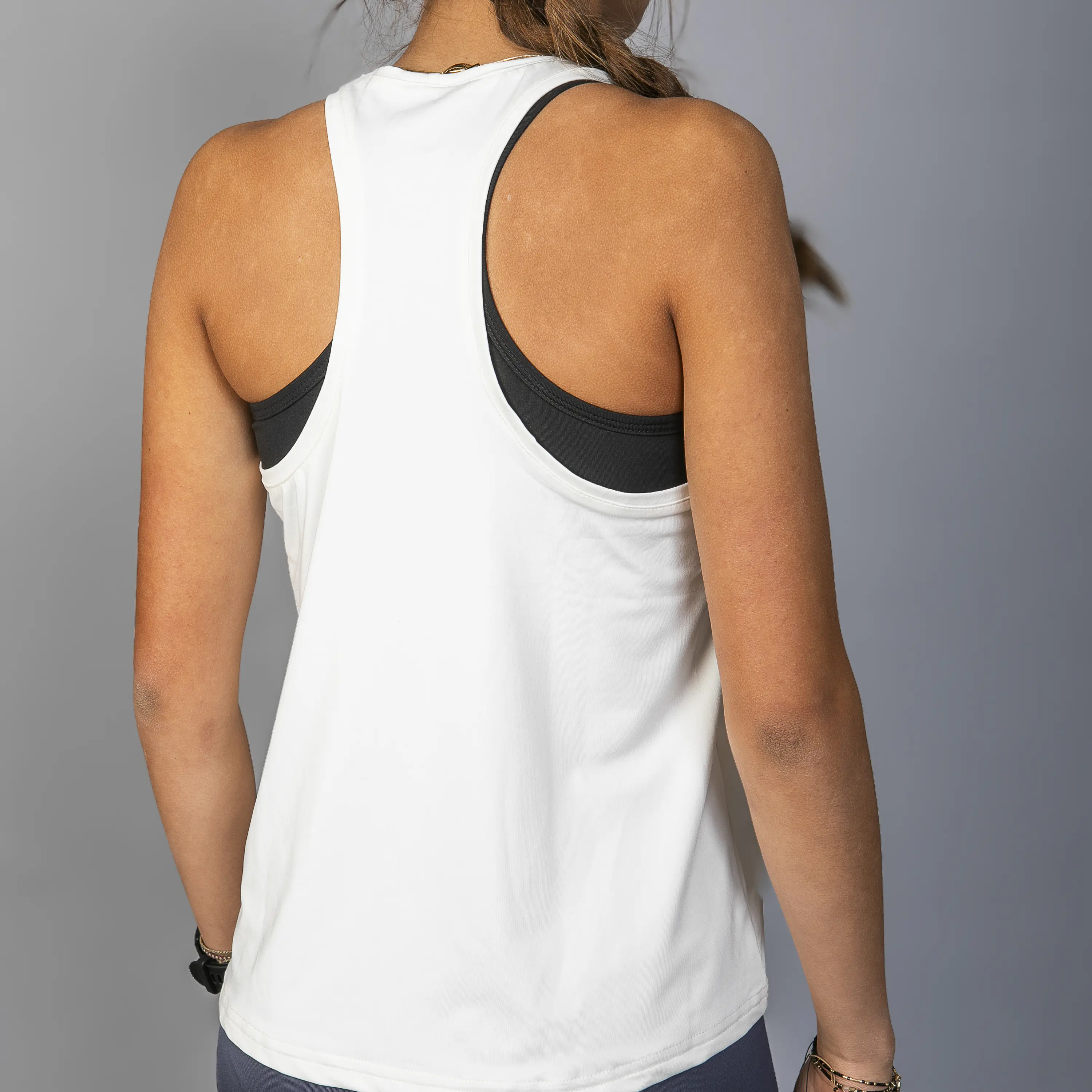 Polera Deportiva Sin Mangas Niña Crema 2