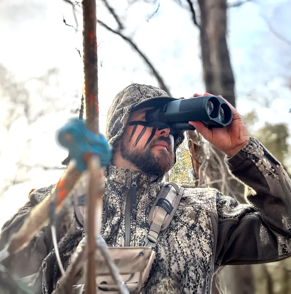 ALPEN | Apex Steady 14×42 HD Binoculares 3