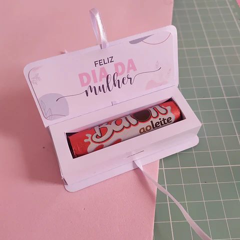 Arquivo dia da mulher caixa para batom