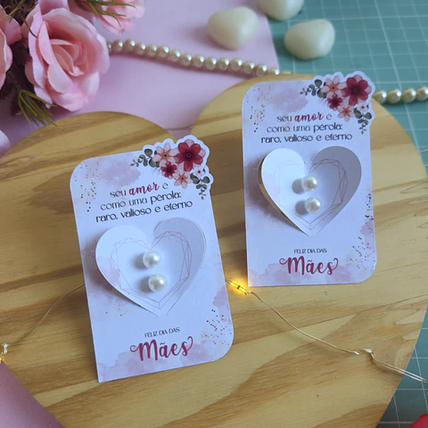 Arquivo dia das mães cartão com brinco - BELLA IDEIA
