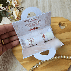 Arquivo Dia da Mulher Sacolinha Protetor Labial
