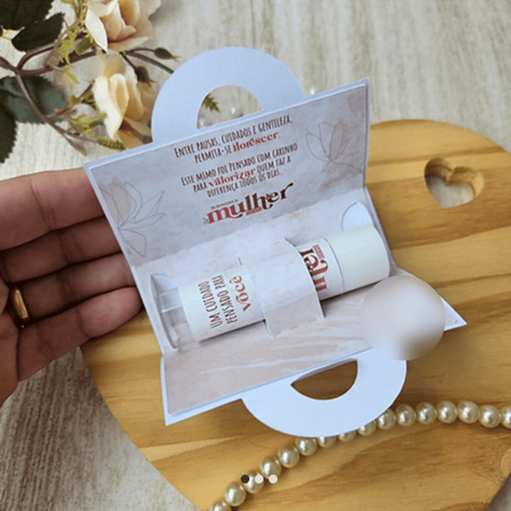 Arquivo Dia da Mulher Sacolinha Protetor Labial 1