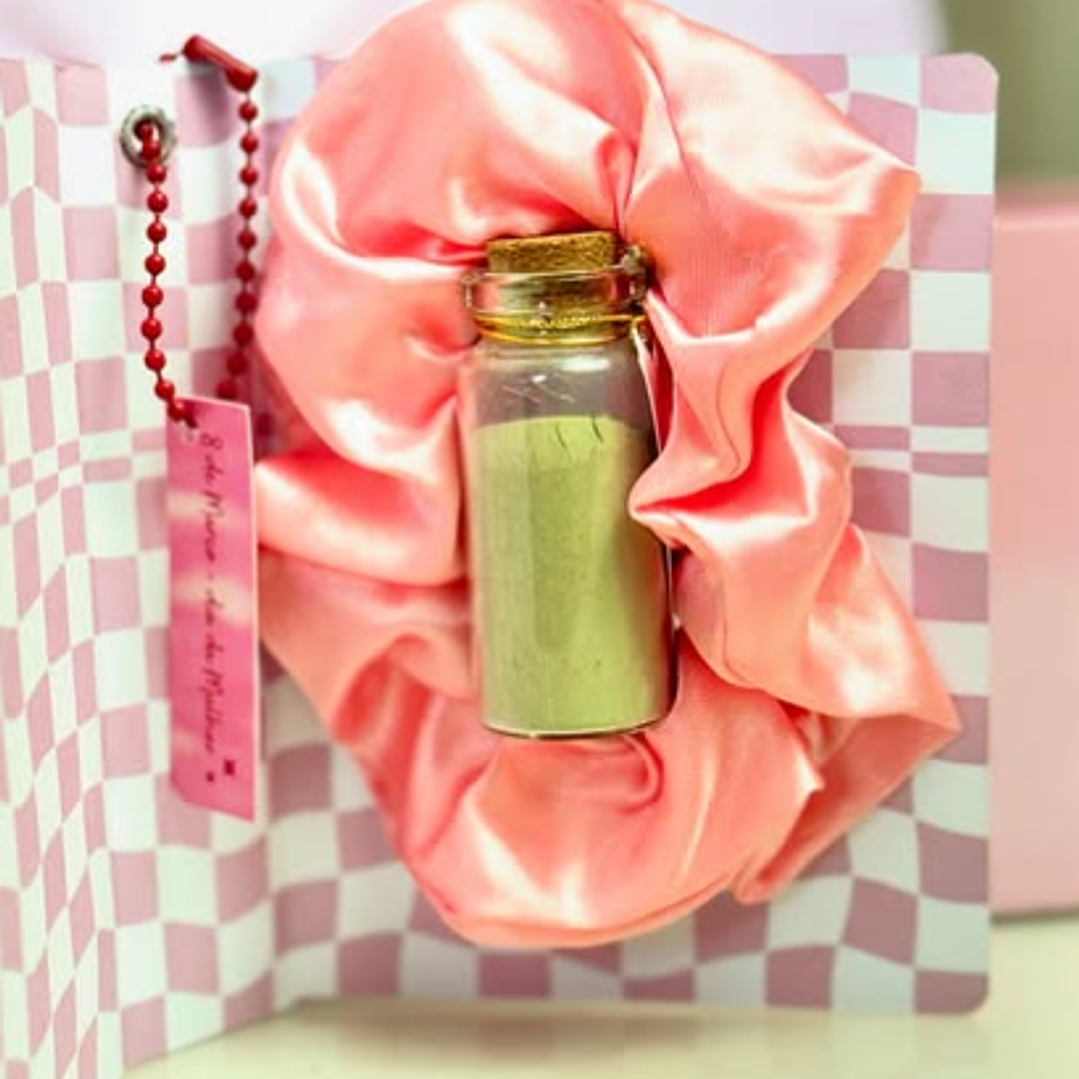 Arquivo Dia da Mulher Enveloep Scrunchie 2