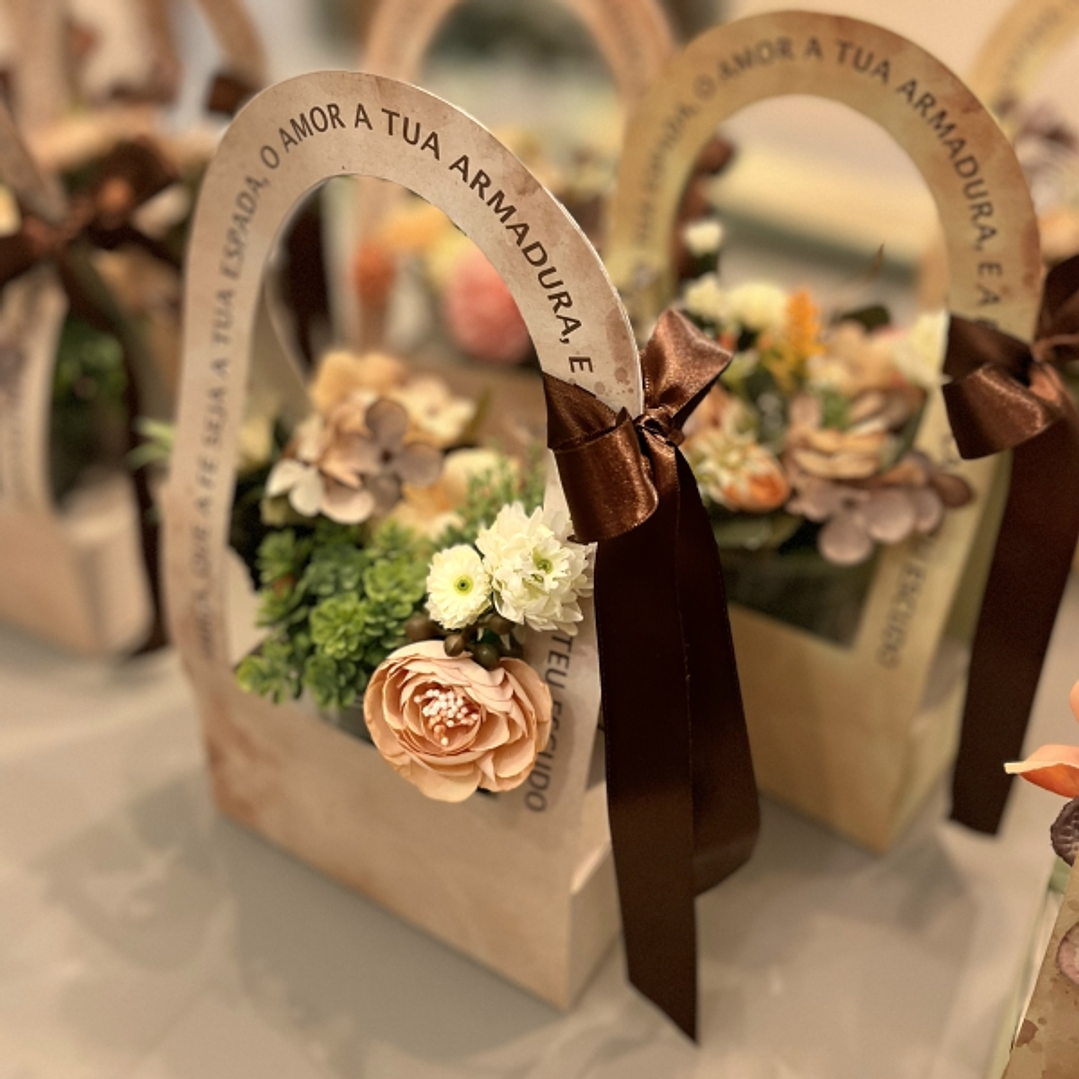 Arquivo de Corte Centro de Mesa Cesta de Flores  1