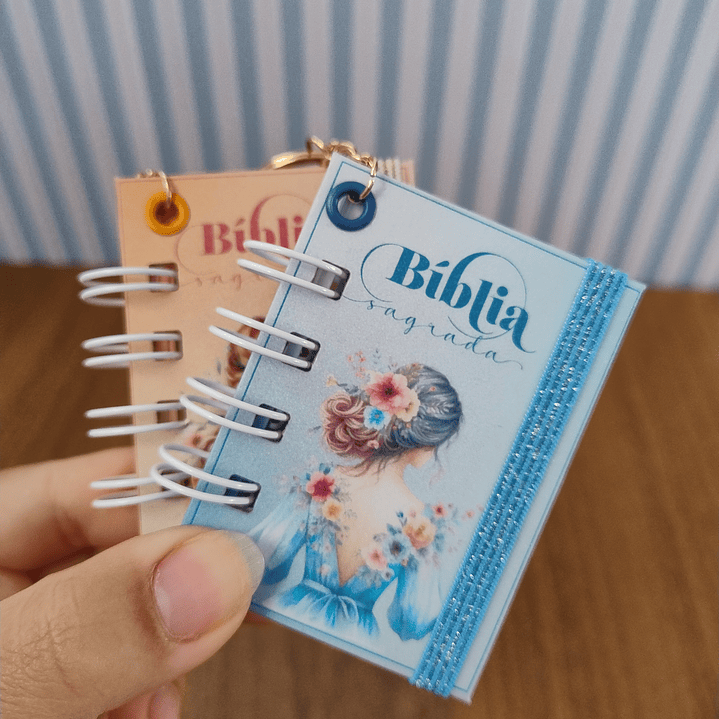 Arquivo Dia da Mulher Chaveiro Bíblia Floral 5