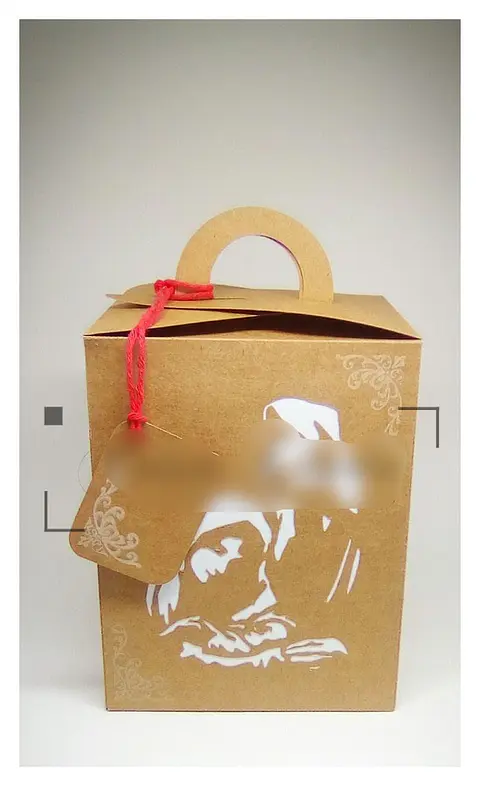 Arquivo de Corte Caixa com Alça para Panetone 500gr