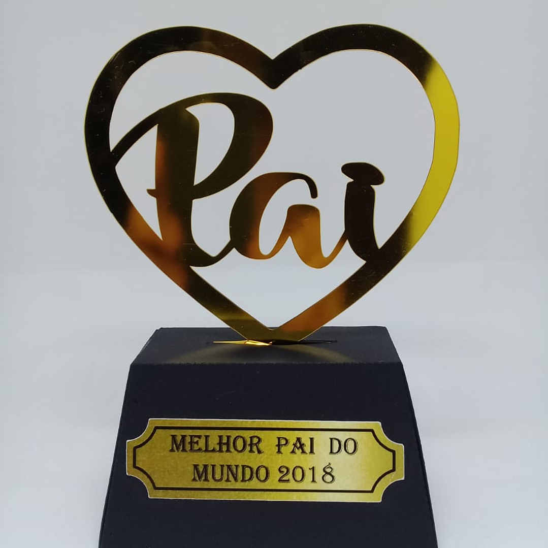 Arquivo de Corte Caixa Trofeu Coração de Pai  1
