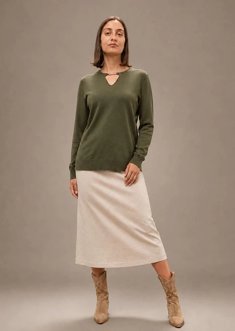 Camisola Knit com Abertura e Barra Dourada no Decote