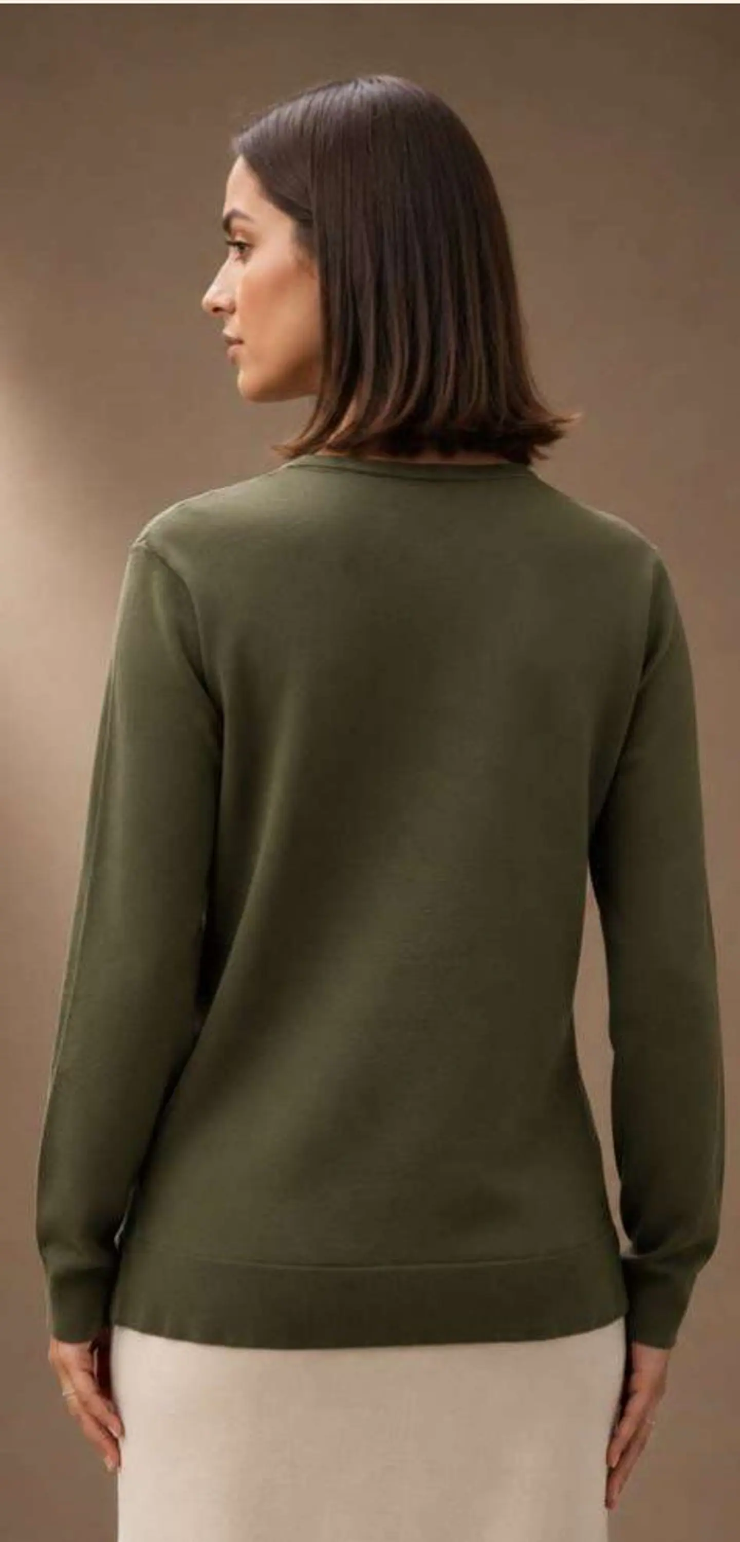 Camisola Knit com Abertura e Barra Dourada no Decote 3