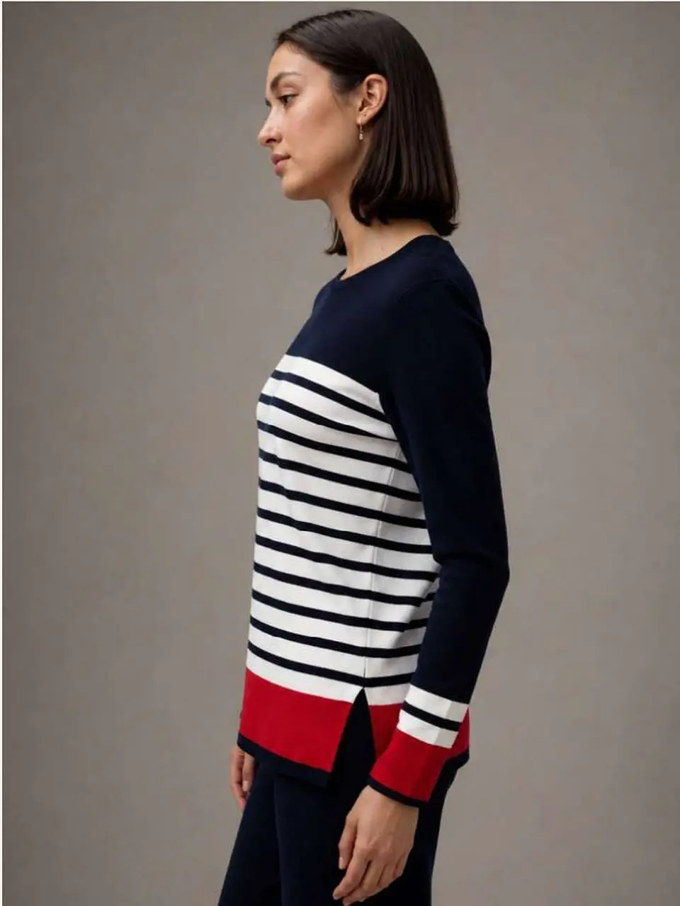 Camisola Knit às Riscas com Barra Vermelha 2