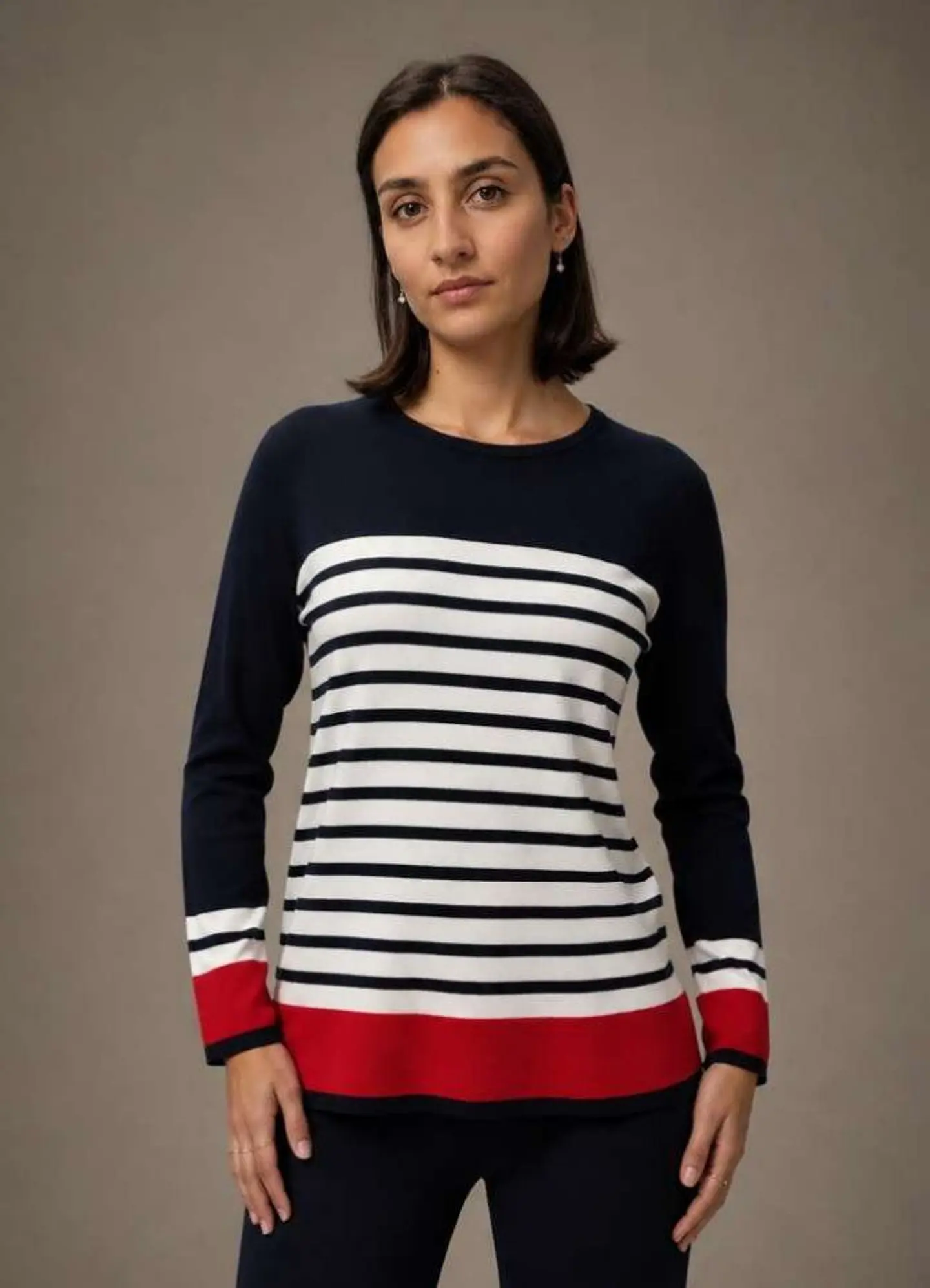 Camisola Knit às Riscas com Barra Vermelha 4