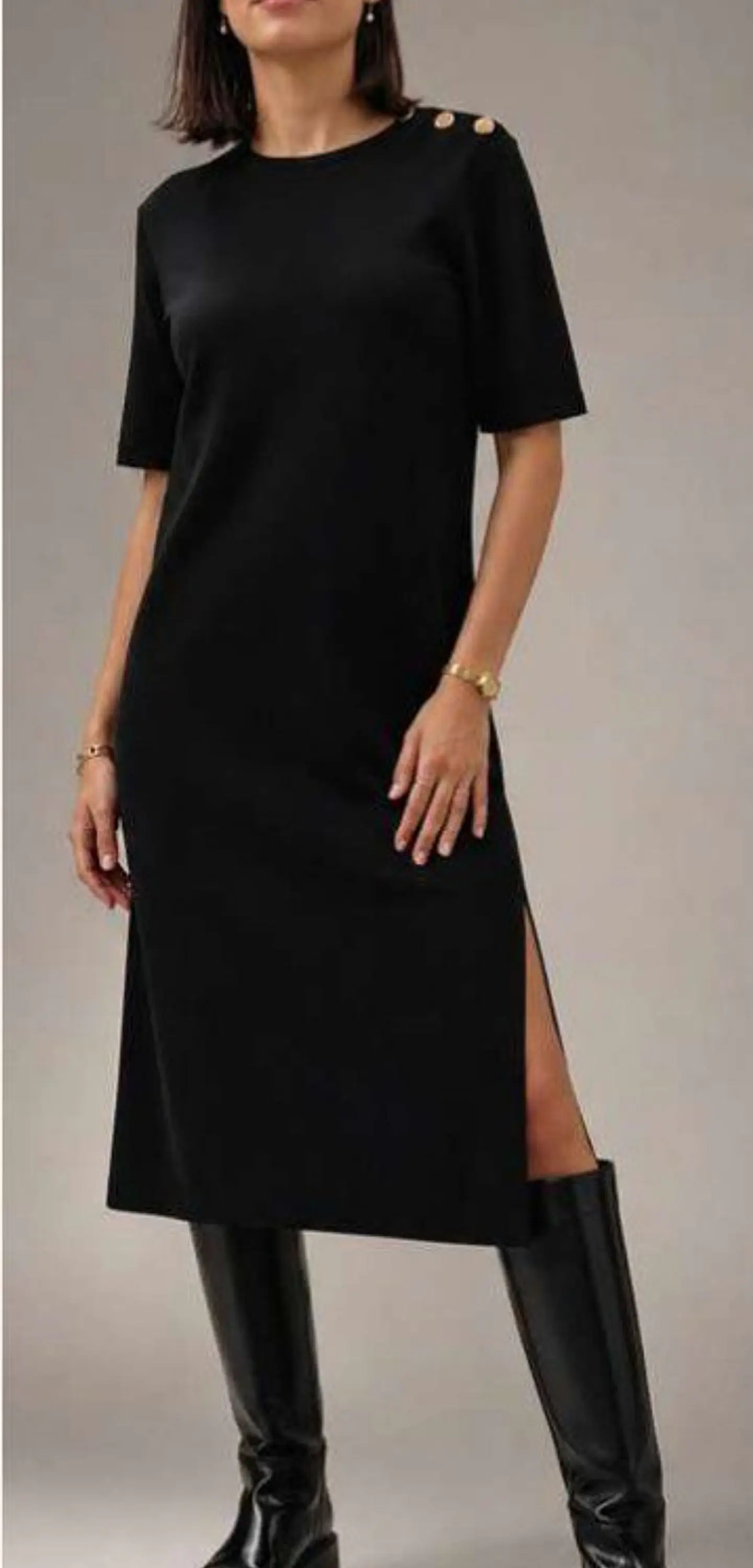 Vestido Knit Midi com Botões Dourados no Ombro 7