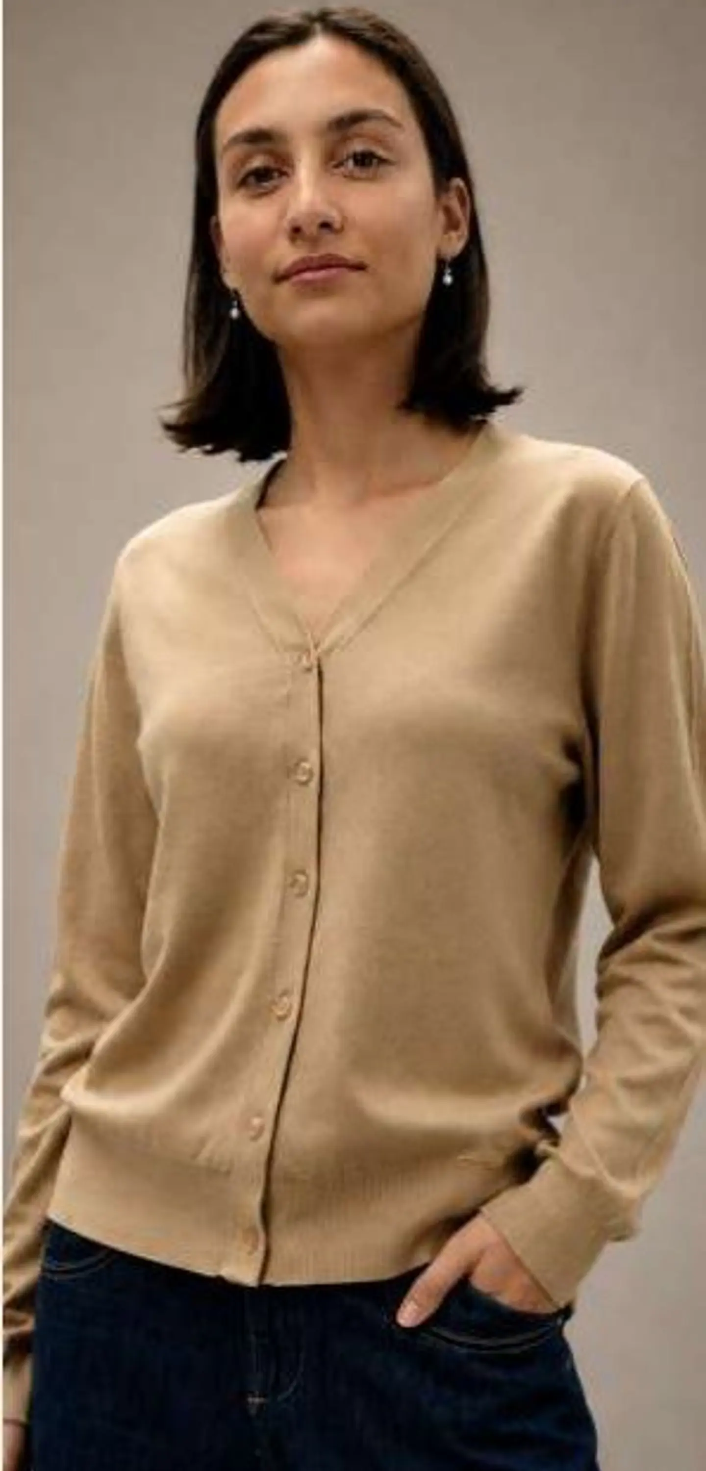Cardigan Knit Decote em V 10