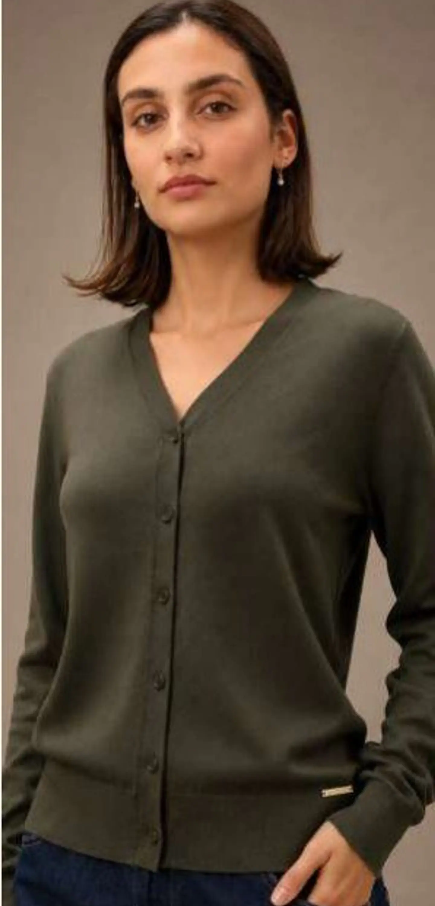 Cardigan Knit Decote em V 12