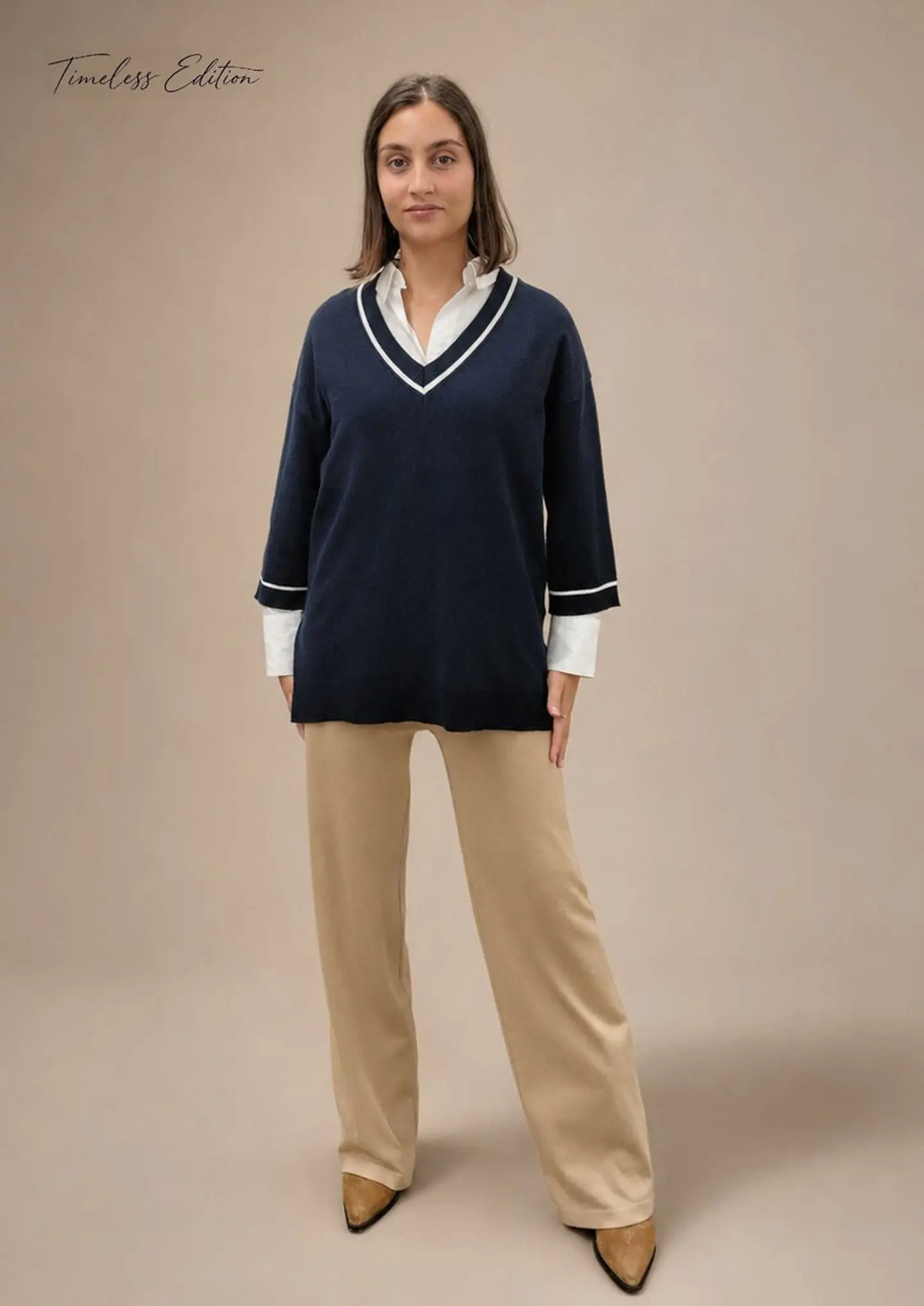 Camisola Knit Decote em V com Risca em Contraste 1
