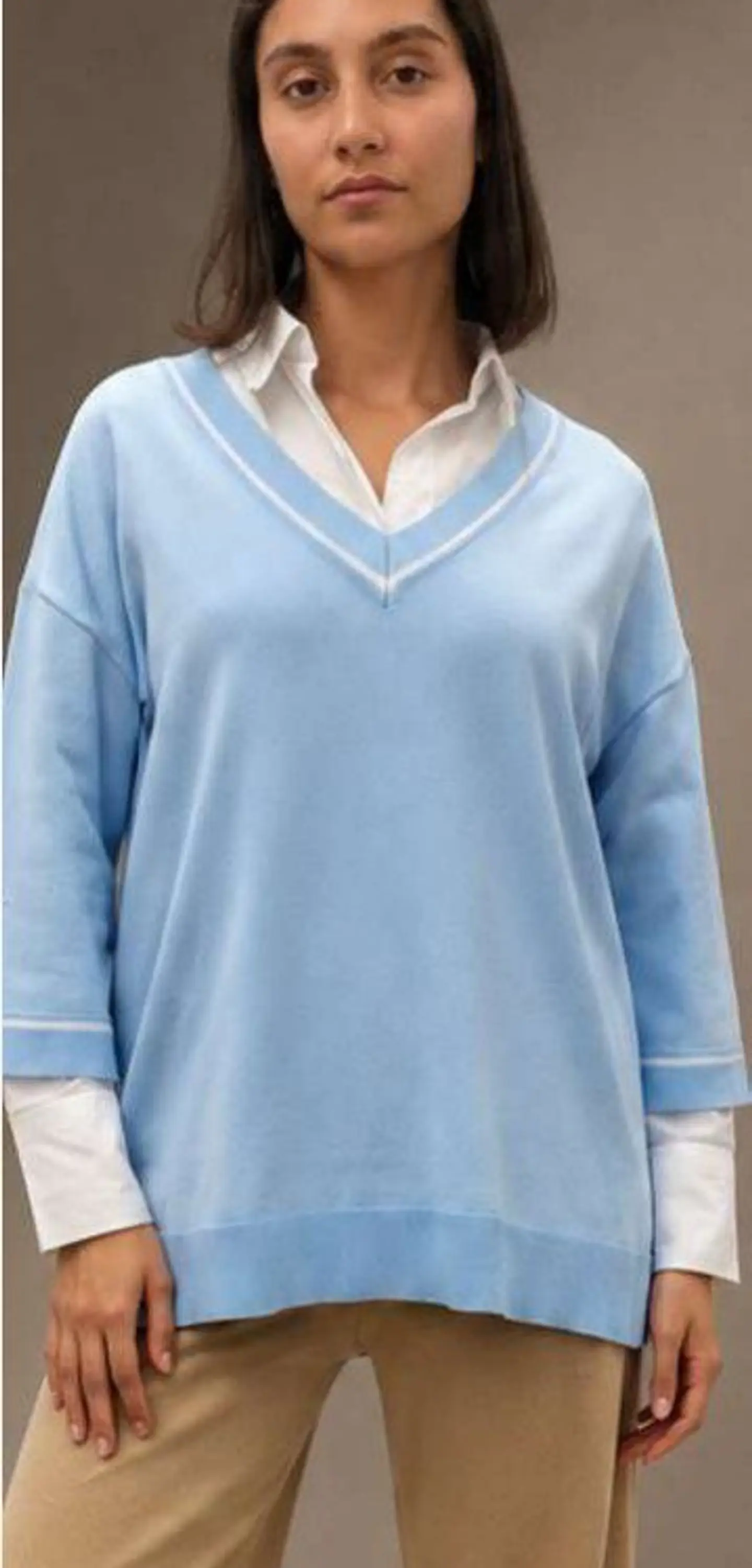 Camisola Knit Decote em V com Risca em Contraste 7