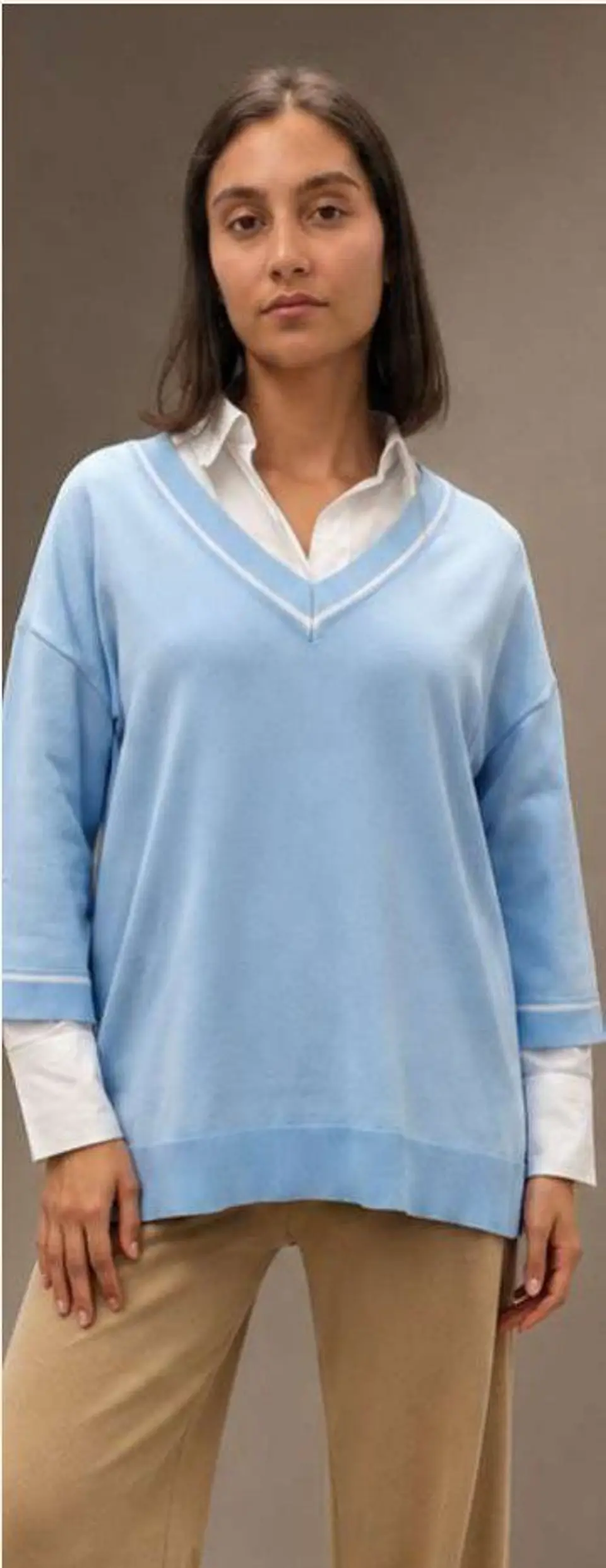 Camisola Knit Decote em V com Risca em Contraste 7