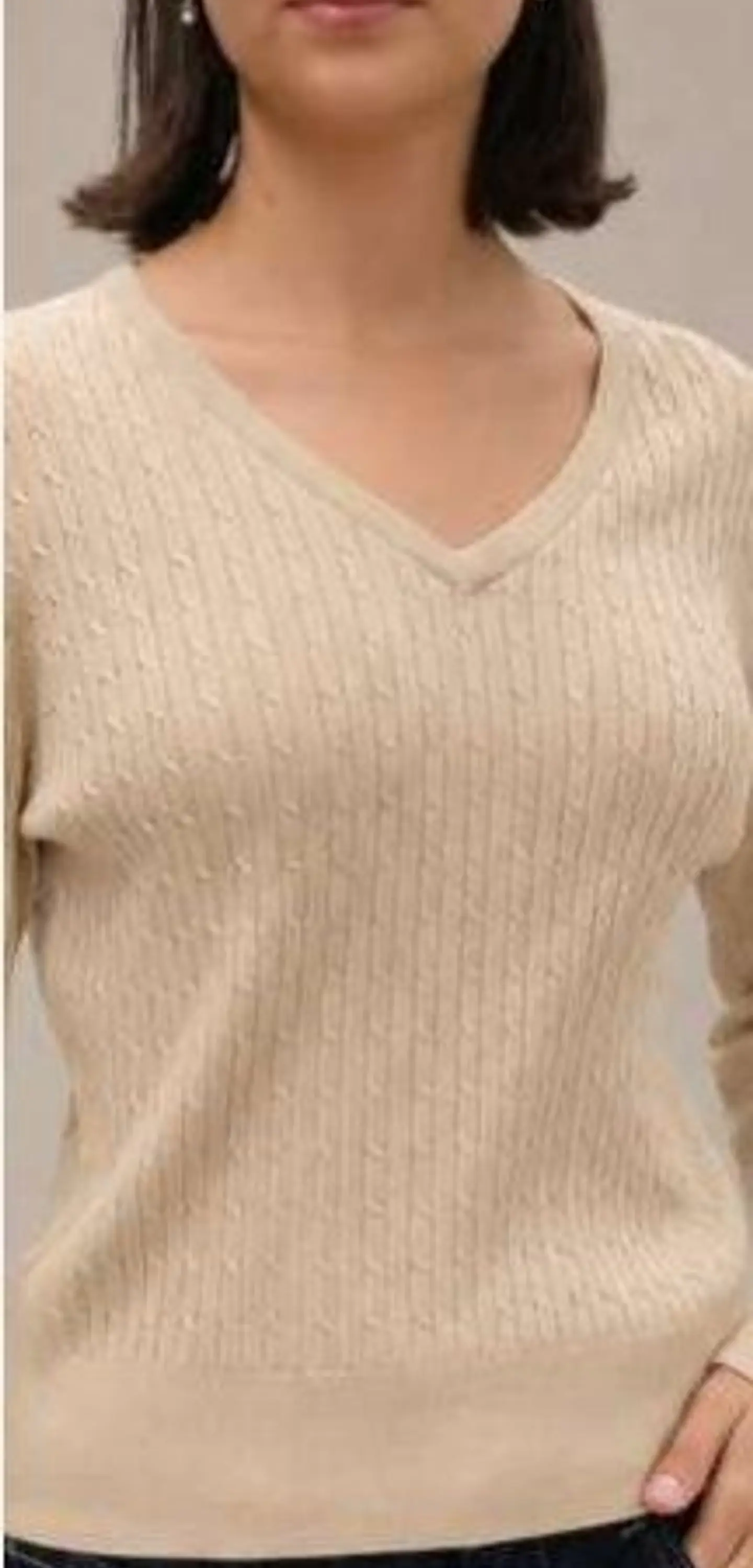Camisola Knit Entrançada Decote em V 9