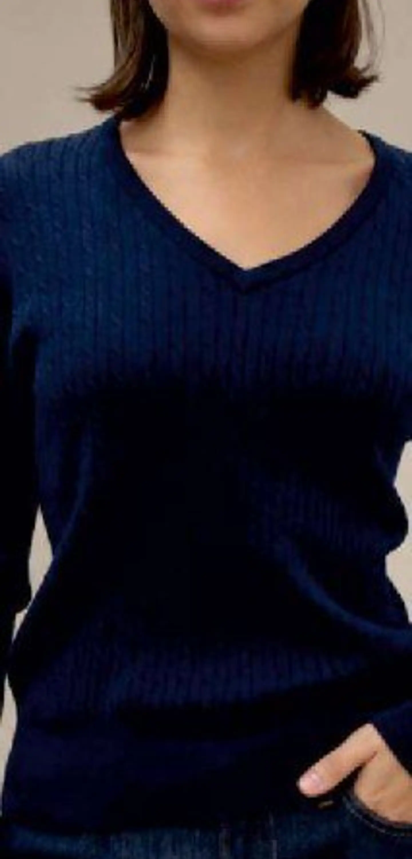 Camisola Knit Entrançada Decote em V 11