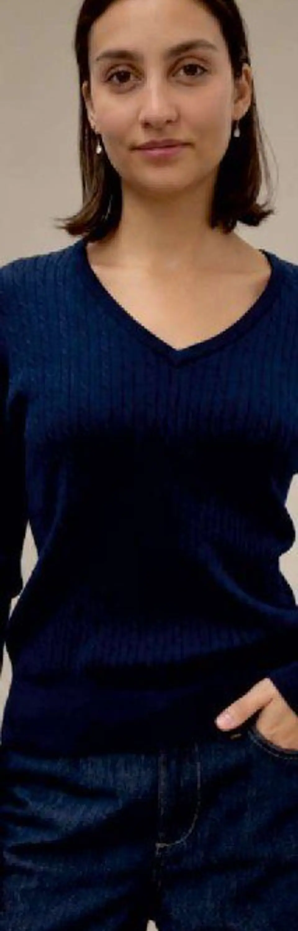 Camisola Knit Entrançada Decote em V 11