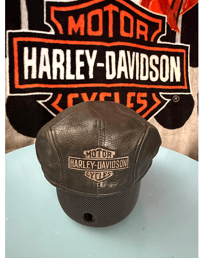 Boina cuero marca Harley Davidson, color negro Talla XS 1943