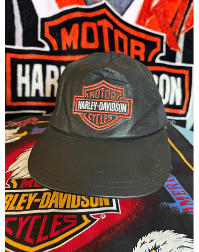 Gorro cuero ajustable marca Harley Davidson, color negro Talla ajustable 1956
