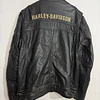 Chaqueta cuero marca Harley Davidson, color negro talla XL 1968 2