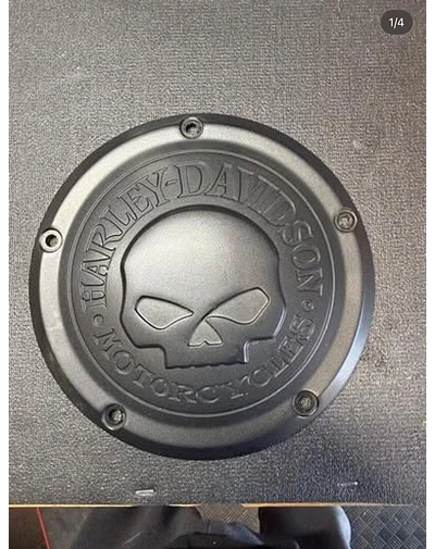 Derby Cover, Modelo Willie G Skull, marca Harley Davidson,  PN 25700740, 1978